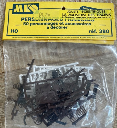 Mkd figurines - 50,