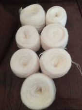 Lot de 7 Pelotes Fantaisies Tons Roses très très clairs et Blancs (560g)