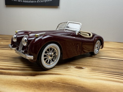 Bburago jaguar xk 120 - bburago,