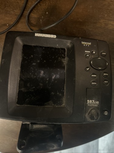 Humminbird 587cihd fishfinder - humminbird,