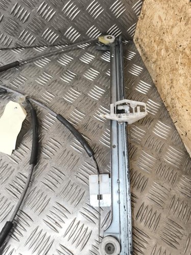 Leve vitre electrique avant