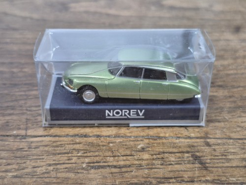 Voiture miniature citroën - voiture, ds