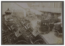 Paris, garage Voitures à bras Tirage vintage print  Tirage albuminé  13x18,5