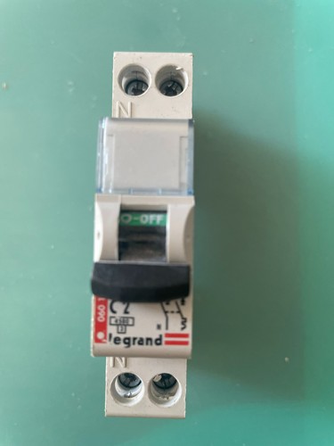 Legrand disjoncteur vis - disjoncteur,