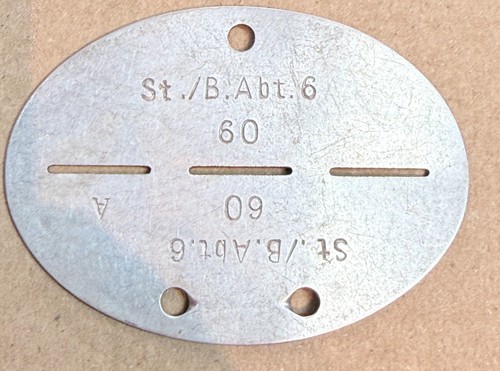 Militaria plaque identite - militaria,