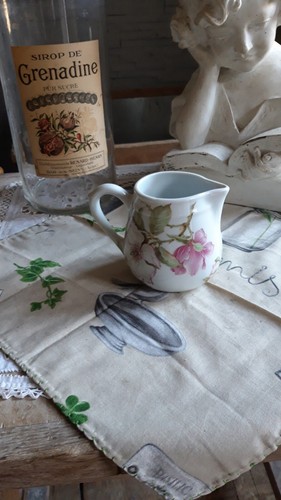 Ancien petit pichet pot - ancien,