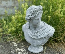 Statuette en pierre