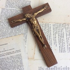 Croix Signée DEBRIE Christ