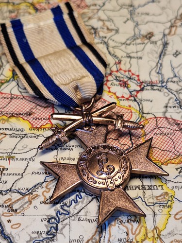 Croix mérite militaire - du, de