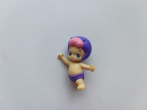 Twozies baby figure toy set - baby,