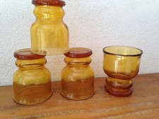 LOT DE 4 ANCIENS VERRES AMBRES
