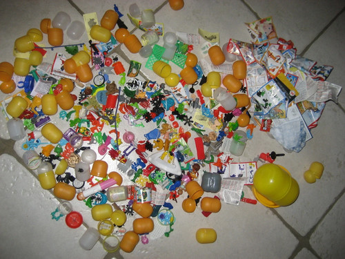 Lot jouets kinder - jouets,