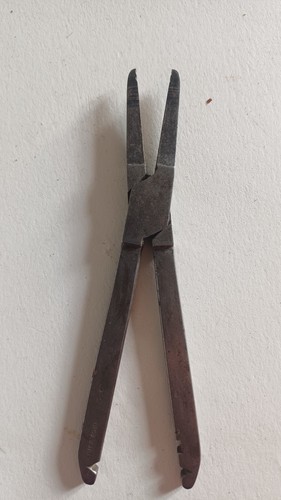 Outil horloger ancien pince - outil,