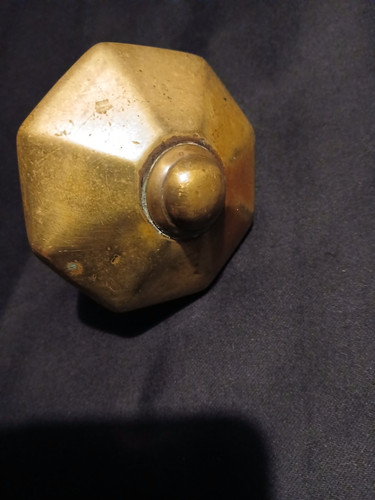 Ancien gros bouton - , porte