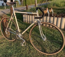 Vélo Pinarello course vintage 1981 pantographié