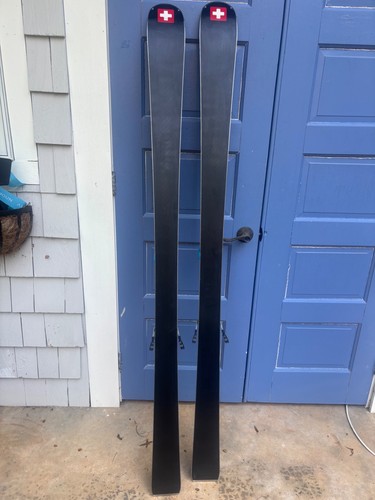 Skis with bindings 180 2024 - skis,