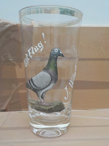 Verre ancien flute emaillee - ,