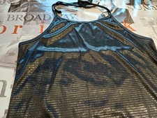 Haut dos nu noir, reflets arc-en-ciel, taille 40