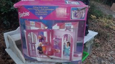 Maison magique de Barbie pliable années 90