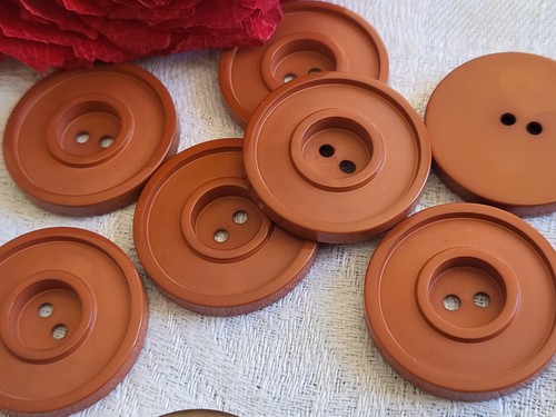 Lot gros boutons - 7,
