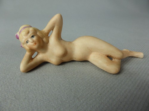 Figurine porcelaine baigneuse - figurine,