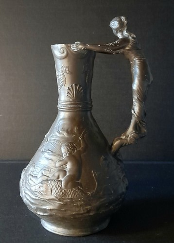 Vase étain art nouveau - ,