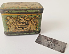 Ancienne boîte publicitaire en tôle "Rasoir star" double ouverture (+ 1 lame NI)