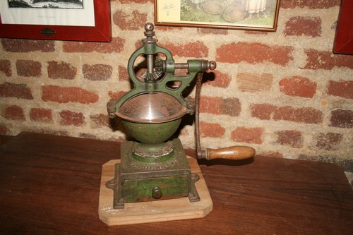 Lovelly vintage goldenberg - vintage,