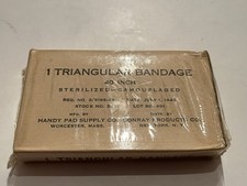US WW2 TRIANGULAR BANDAGE 07 /
