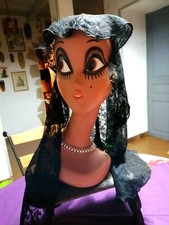 belle mantille dentelle noire époque xxe"