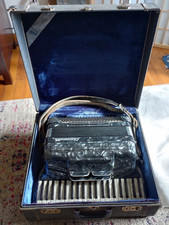 Vintage crucianelli accordian - vintage,