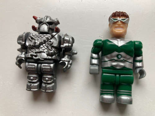 Lot figurines mega bloks - figurines,