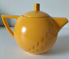Théière Salins Design Memphis années 1980, couleur jaune d’or