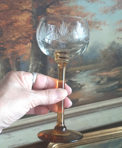 Verres vin blanc anciens - 3,