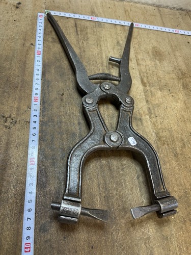 Old tool outil ancien - outil,
