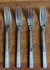 Lot 4 couverts fourchettes