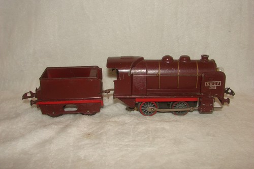 Hornby locomotive vapeur - o,