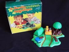 Famille Tree Tots, aire de jeux dans une cabane dans les arbres. Clipper...