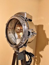 projecteur industriel Projecteur BBT industriel, phare de recherche marine