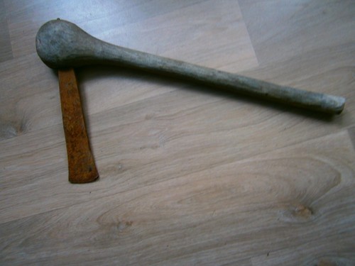 Hache africaine ancienne - ,