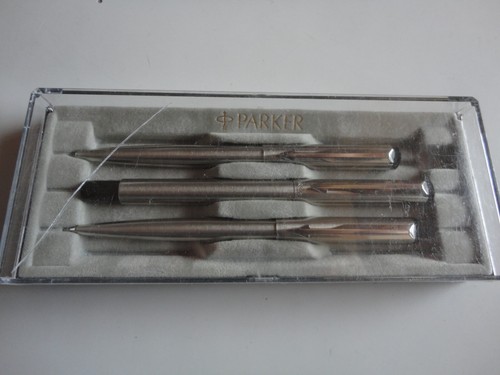 Boite avec parker - boite, parker-