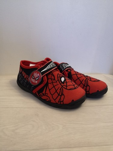 Chaussons spider man taille - chaussons,