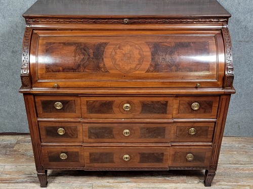 Importante commode bureau - , à