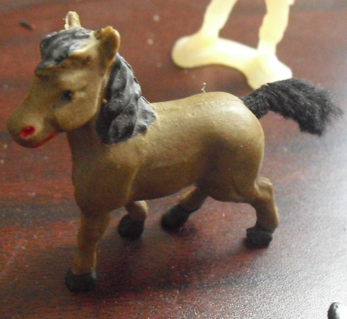 Small vintage rubber horse - small,