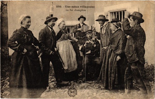 Cpa folklore auvergne une - -,