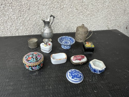 Lot boites porcelaine - , etain