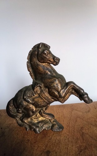 Ancien beau destrier cheval - ancien,