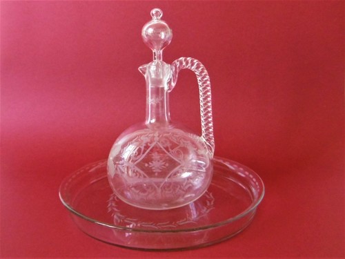 Carafe liqueur avec anse et - carafe, a
