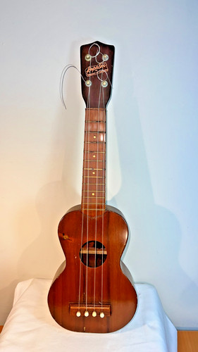 Vintage kapalai kamaka - by,