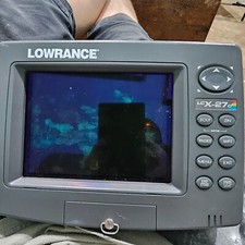 Lowrance LCX-27c Fish Finder